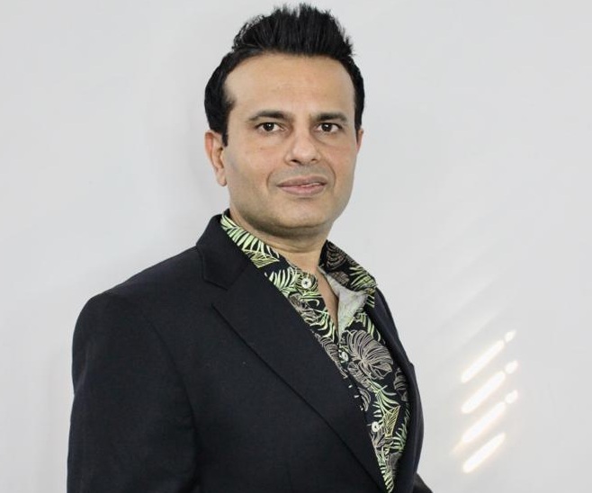 Dr. Neeraj Sahni
